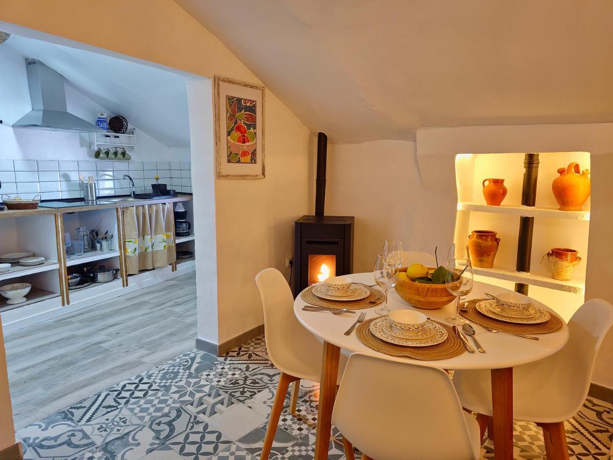 Apartamentos Rurales Tinguaton Aldeanueva de Barbarroya Екстер'єр фото